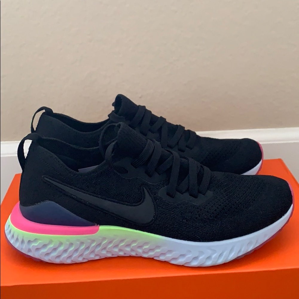 Nike Epic React Flyknit 2 NIB